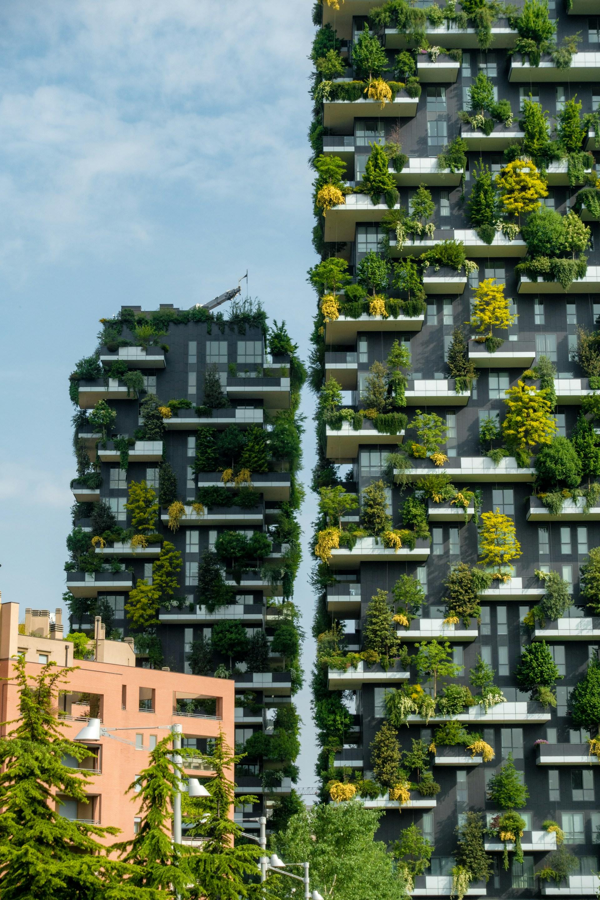 Οι πύργοι Bosco Verticale στην Porta Garibaldi